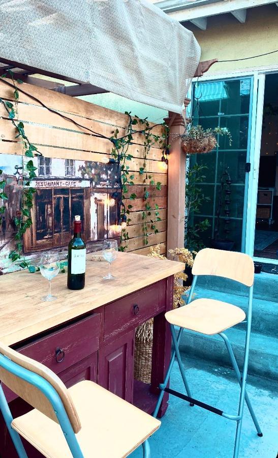 Séjour chez l'habitant Sweet Tuscan Dreams-private Entrance & Bathroom With Patio Los Angeles